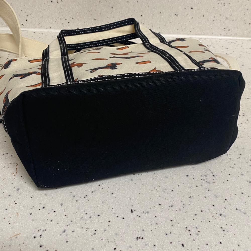 NWT.  Aeropostale, canvas, dachshund handbag. - Picture 7 of 15